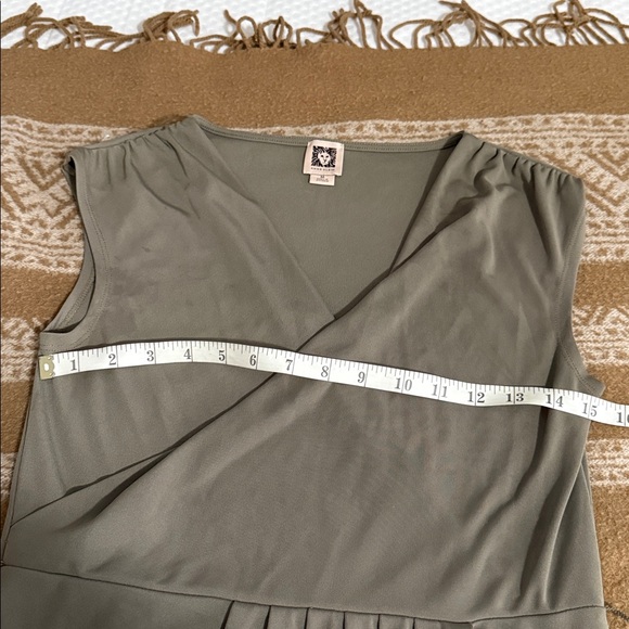 Anne Klein Sleeveless Sage Green Knit Top - Picture 5 of 7